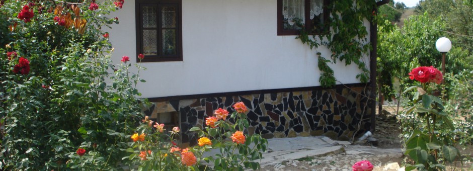 A Fully Renovated and Furnished House with 3000 sqm land, near the Sea, Burgas