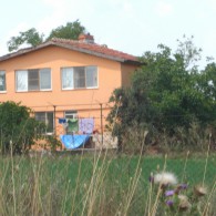 An Amazing House with 3 175 sq m Garden, near Yambol