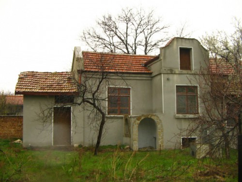 A Beautiful Cosy Bulgarian Cottage on the Outskirts of Pliska, Bulgaria's Ancient Capital